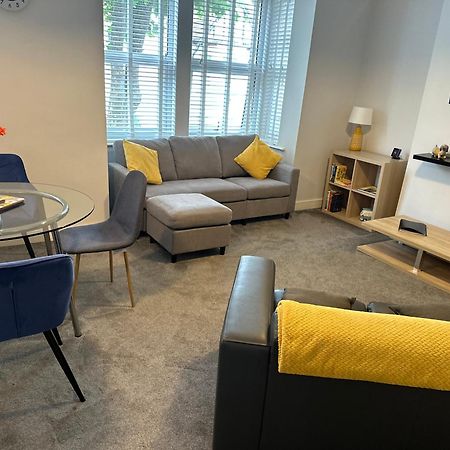The Alvaros Apartment Southend-on-Sea Esterno foto