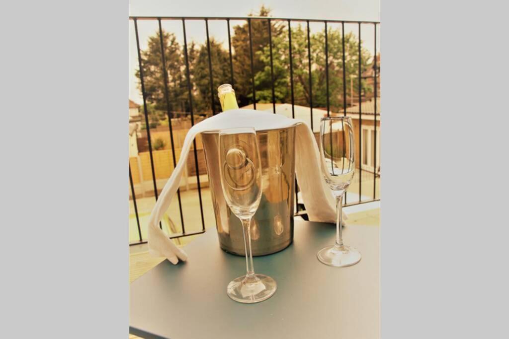 The Alvaros Apartment Southend-on-Sea Esterno foto